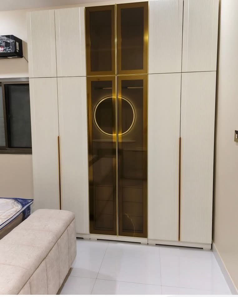 Bedroom details